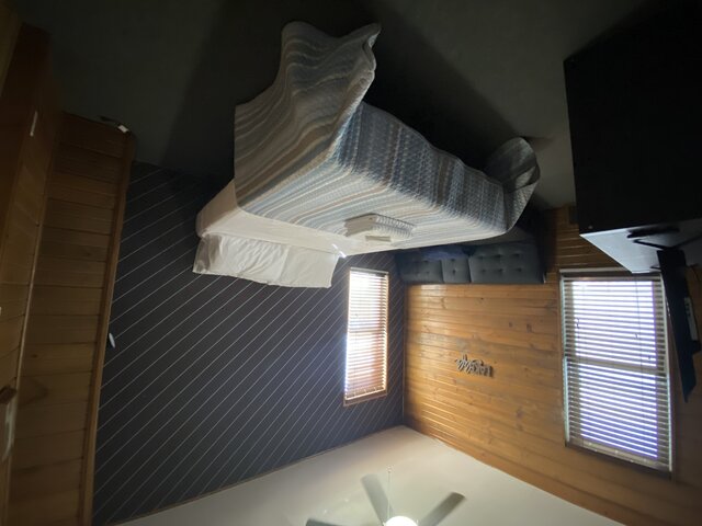 Image 9 for Relaxing Hot Tub Oasis | Lake Town Escape