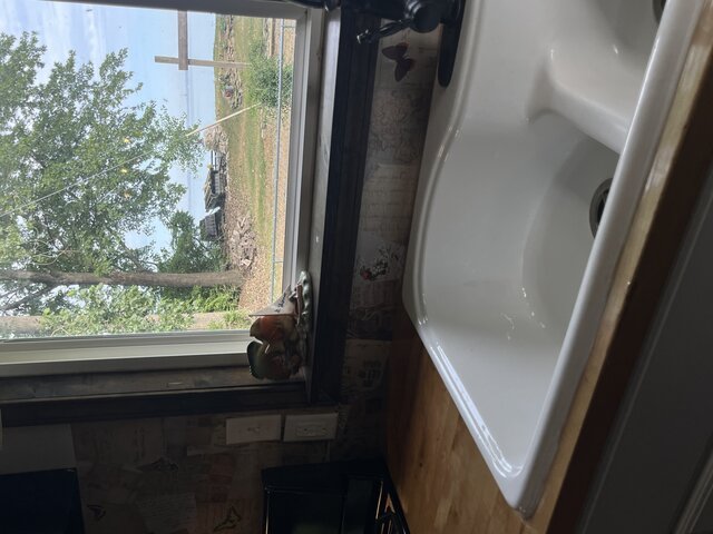 Image 13 for Quaint Bay Cottage | Retreat W/ Sunsets & Hot Tub