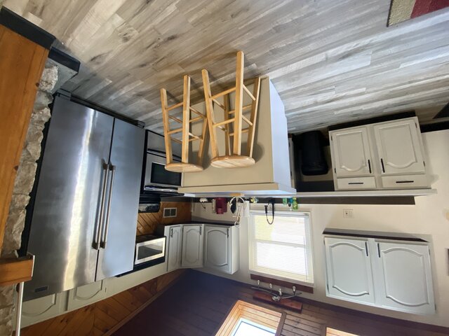 Image 5 for Relaxing Hot Tub Oasis | Lake Town Escape