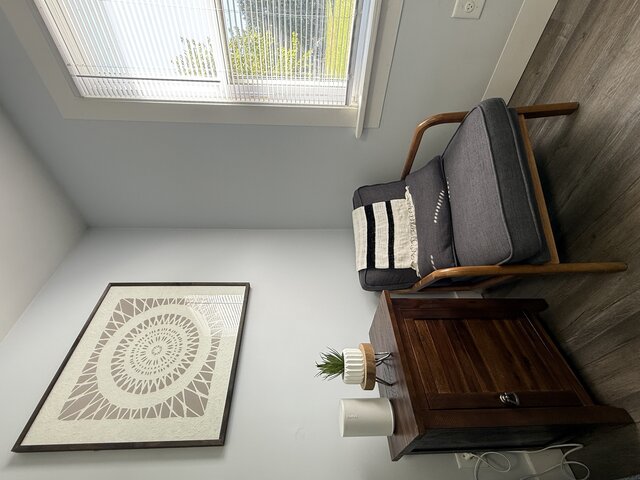 Image 4 for Quiet Lakefront Home | Great Deck + Sunset Views