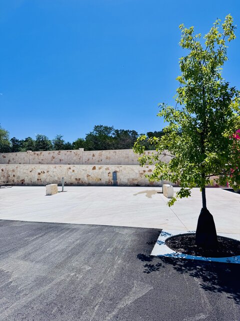 Image 1 for RV B - Bandera