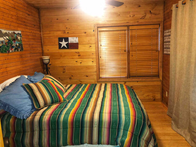 Image 8 for Log House-2 bedroom near Medina Lake