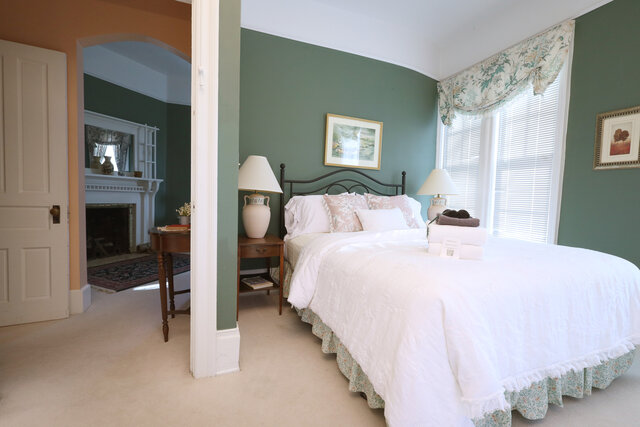 Image 1 for Sunset Suite