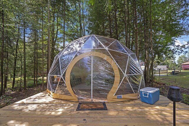 Image 1 for Fireside Retreat Honeymoon Dome