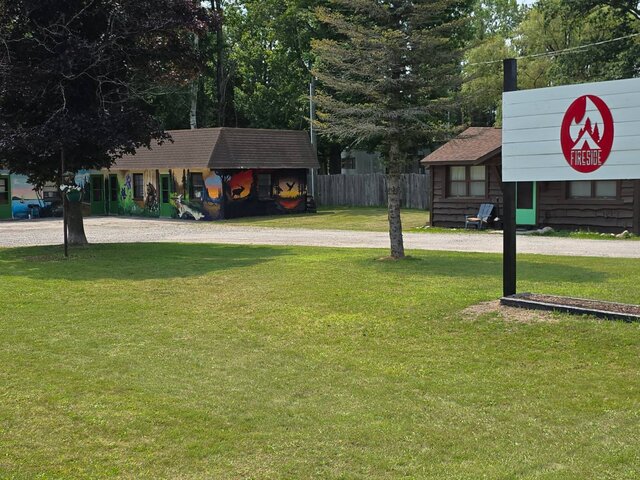 Image 2 for Thunder Bay Cabin at Fireside Retreat