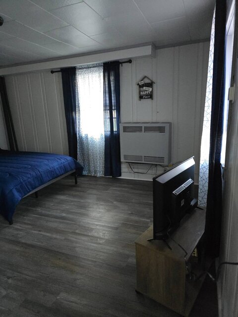 Image 3 for Thunder Bay Hideaway Room 9