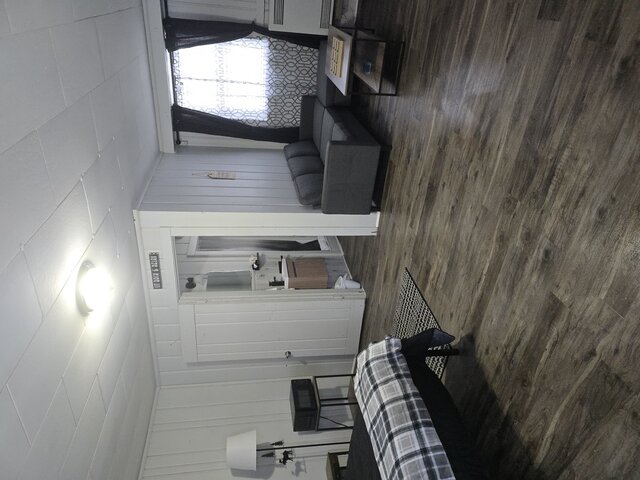 Image 5 for Thunder Bay Hideaway Room 6