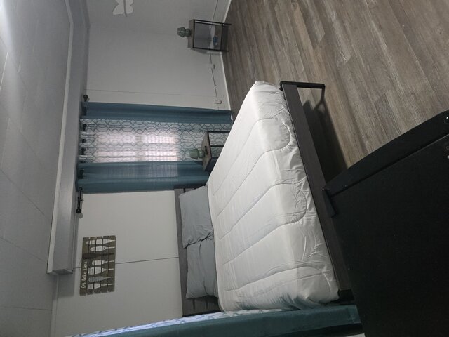 Image 2 for Thunder Bay Hideaway Room 1