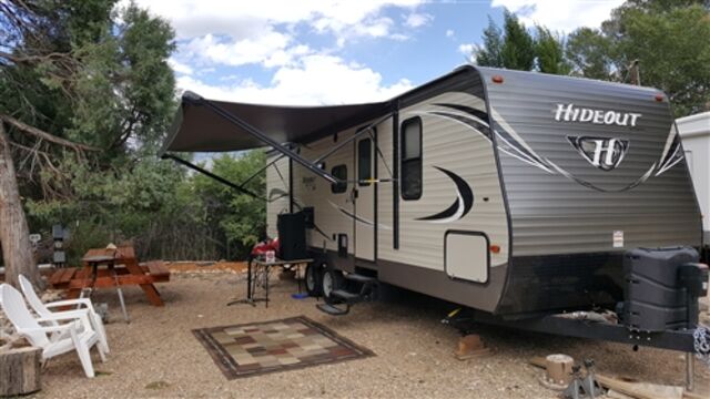 Image 2 for B09 Back of Park RV #09