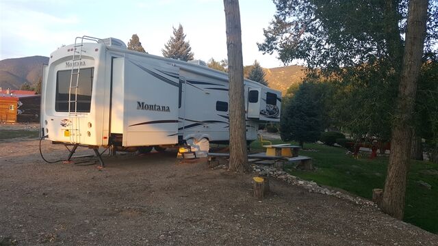 Image 3 for F08 Front RV Site 8