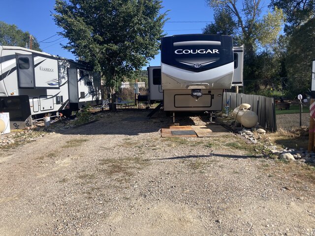 Image 1 for B06 Back of Park RV #06