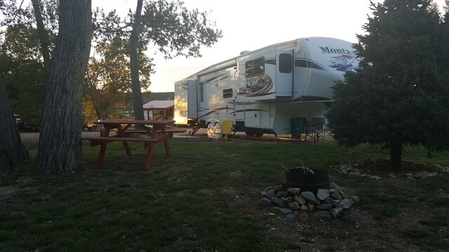 Image 1 for F08 Front RV Site 8