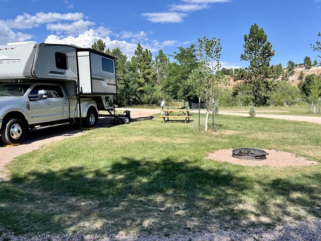 Image 1 for 01 Pull Thru Site - RVs over 35'