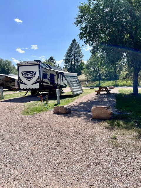 Image 2 for 03 Pull Thru Site - RVs over 35'
