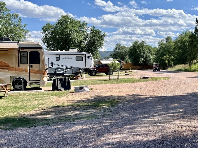 Image 5 for 01 Pull Thru Site - RVs over 35'
