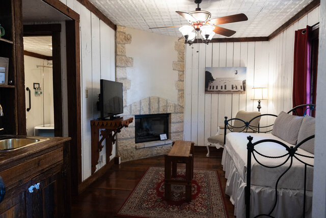 Image 5 for Sunday Haus #17