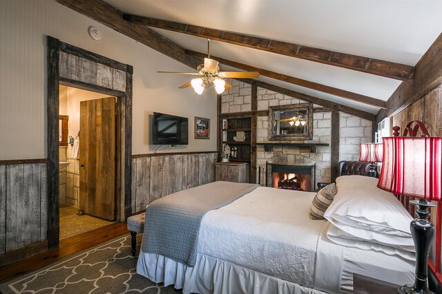 Image 3 for Fireside Lodge #2