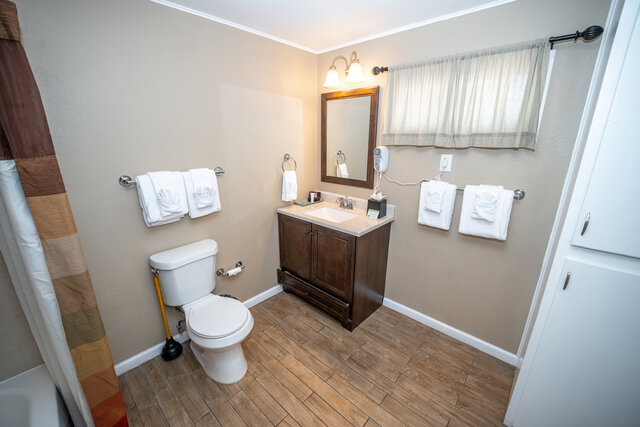 Image 8 for One Bedroom Fireplace Suites