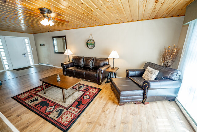 Image 4 for One Bedroom Fireplace Suites