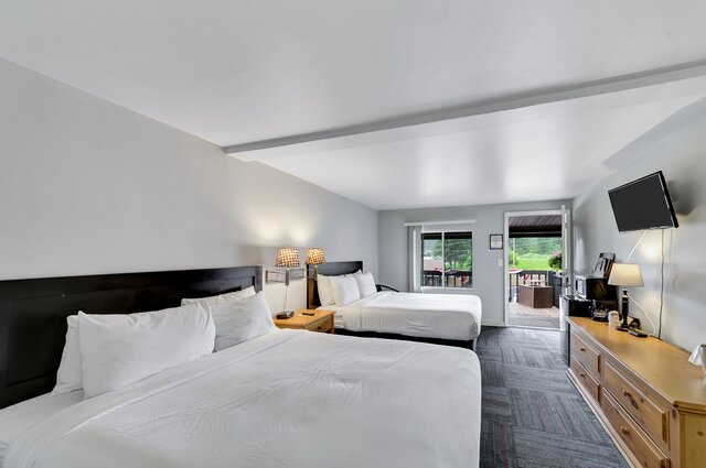 Image 2 for Pine Top Double (2 Queens)