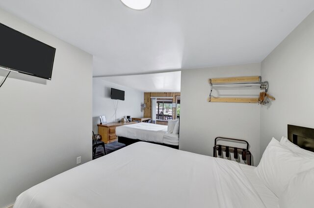 Image 2 for Pine Top Double (2 Queens)