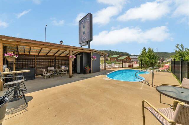 Image 15 for Pine Top Double (2 Queens)