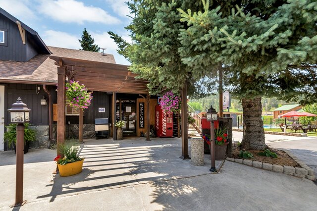 Image 15 for Pine Top Single (1 Queen)