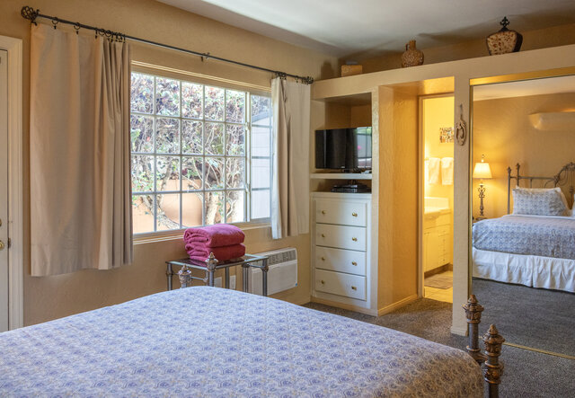 Image 6 for One Bedroom Suite | Kitchen