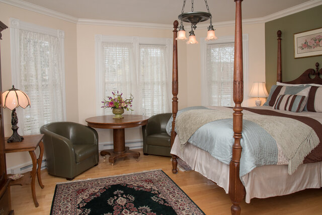 Image 5 for Victoria's Flower Garden Suite