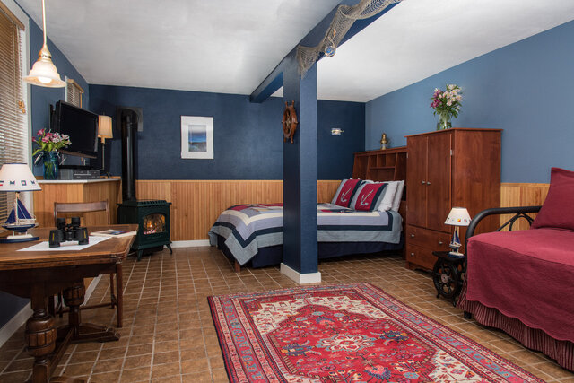 Image 1 for Shaw Suite