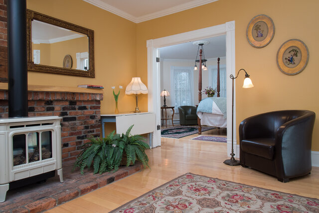 Image 1 for Victoria's Flower Garden Suite