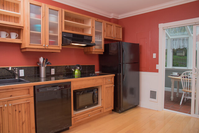 Image 3 for Victoria's Flower Garden Suite