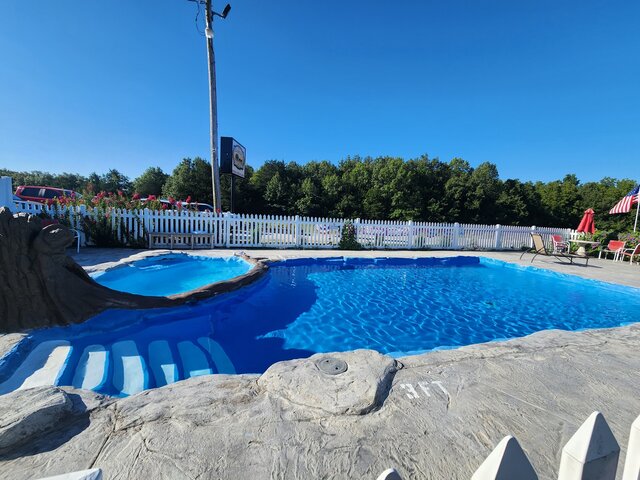 Image 6 for Back-in Gravel (40'x15')