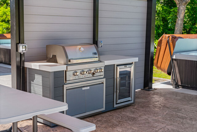 Image 6 for Luxury Deluxe Concrete BI (70'x28')