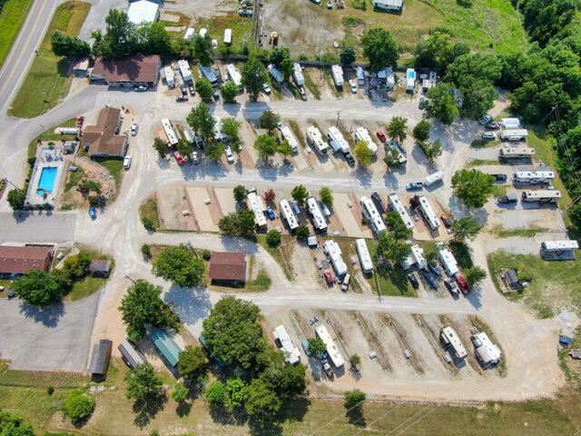 Image 2 for Pull-thru Gravel (50'x23')