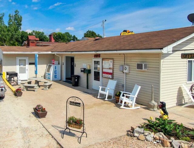 Image 9 for Back-in Gravel (40'x14')