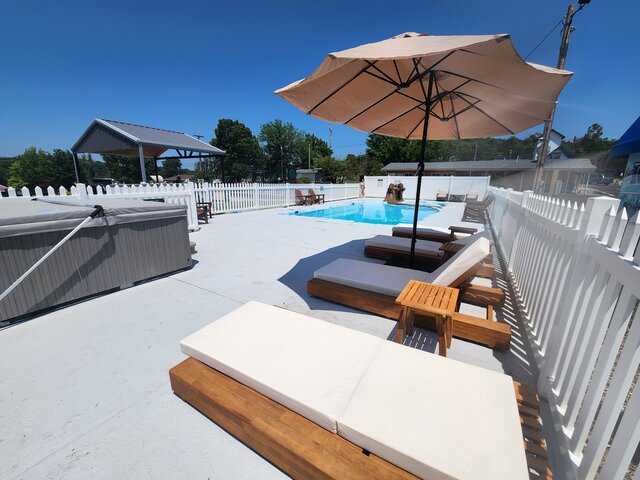 Image 2 for Back-in Gravel (40'x14')