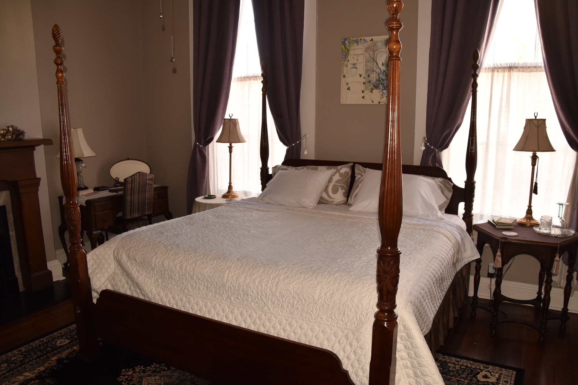 Iron Gate Inn B & B in Madison, Indiana