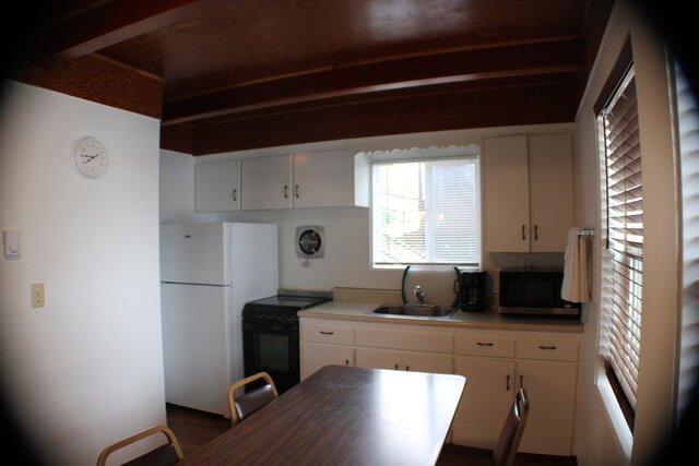 Image 3 for 27 Duplex Queen/Two Twins, Two bedroom
