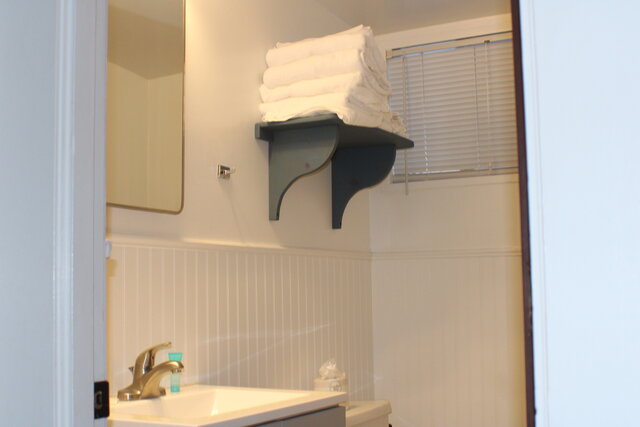 Image 7 for 47 Two Bear Creek Queen/Two Twins