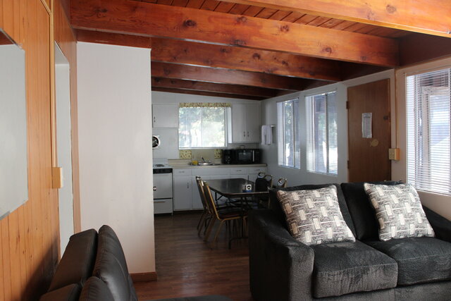 Image 1 for 62 Two Bear Creek Queen/Two Twins