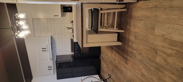 Image 4 for S-10 Studio Queen