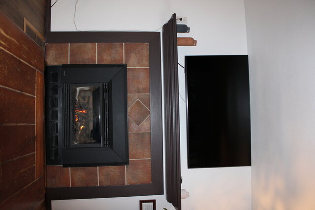 Image 5 for 23 Deluxe Fireside Queen/Double, Two Bedroom