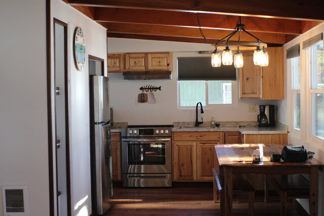 Image 2 for 34 Lakefront Queen/Two Twins, Two bedroom