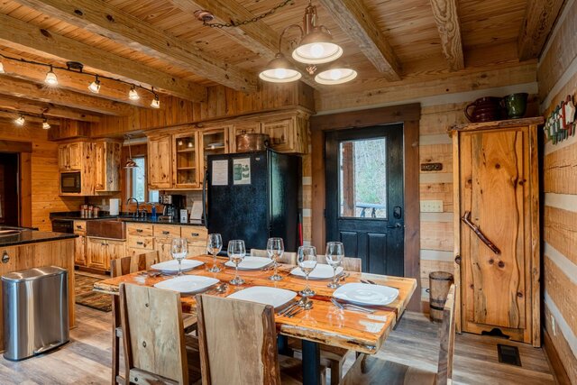 Image 6 for Heavens Ridge (3 BR Sleeps 8)