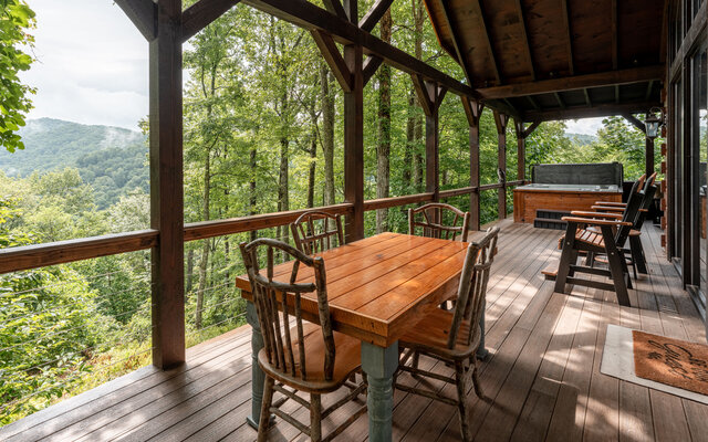 Image 3 for Bear Foot Lodge (1 BR Sleeps 4)