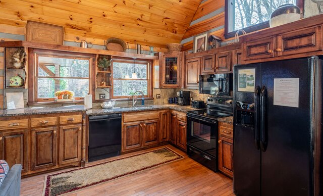 Image 11 for Slippery Rock (3 BR Sleeps 6)