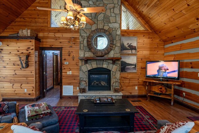 Image 7 for Slippery Rock (3 BR Sleeps 6)