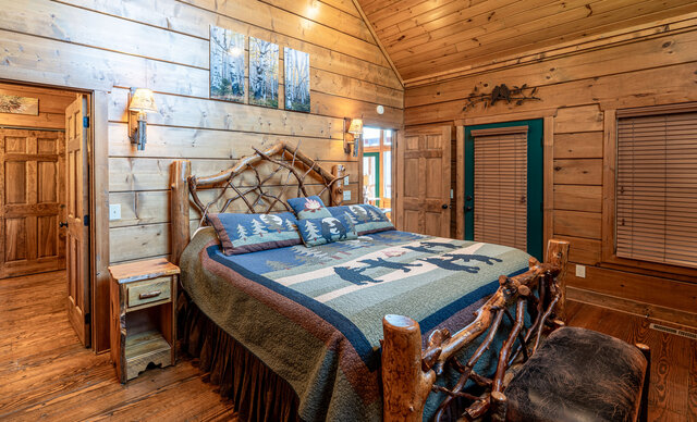 Image 12 for Paws Up (1 BR Sleeps 4)