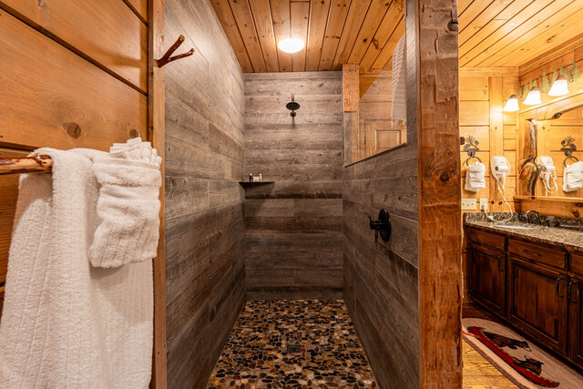 Image 16 for Paws Up (1 BR Sleeps 4)